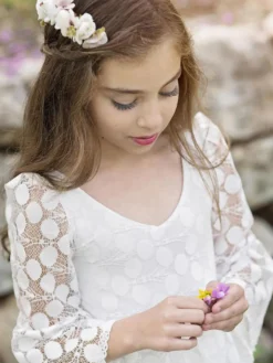 Robe de fille de fleur ivoire col rond demie-manche en dentelle