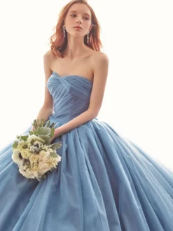 Robe de mariée bleue avec train bustier sans manches à lacets taille naturelle longue tull polyester robes de mariée