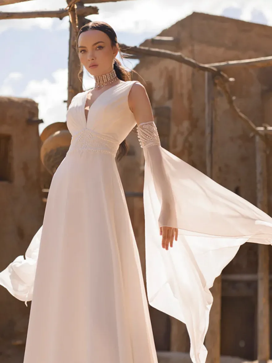 Robe de mariée bohème simple en mousseline col en V manches 3/4 dentelle coupe trapèze