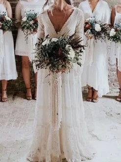 Robe de mariée Boho en mousseline col et dos en V manche longue en dentelle longueur au sol Robe de mariage