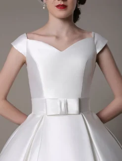 Robe de mariée courte blanche en satin col V avec noeud boutonnée sur dos au genou Robe de mariage vintage