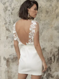 Robe de mariée courte blanche haut en dentelle jupe en satin Robe de mariée civile Robe de mariage