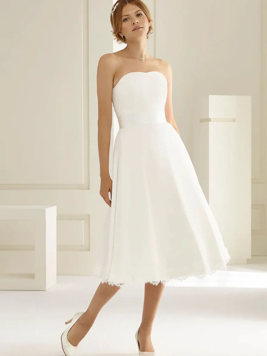 Robe de mariée courte bustier zip sur dos longueur au genou robe de mariée simple
