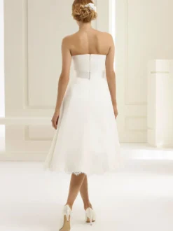 Robe de mariée courte bustier zip sur dos longueur au genou robe de mariée simple