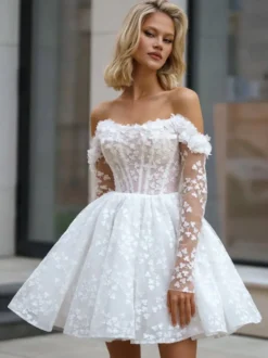 Robe de mariée courte col bateau manches 3/4 coupe trapèze