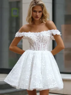 Robe de mariée courte col bateau manches 3/4 coupe trapèze