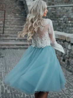 Robe de mariée courte manche longue top en dentelle jupe en tulle 2 pièces