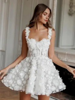 Robe de mariée courte mini robe de mariée courte sans manches à col en cœur