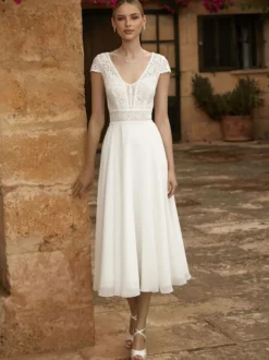 Robe de mariée courte robe de mariage civil col V manche courte boutonné sur dos