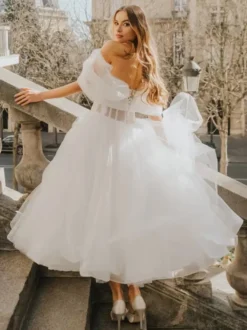 Robe de mariée courte Robe de mariée 2 Pièces boule Avec traîne Ivoire sans manches col V Robes de mariée