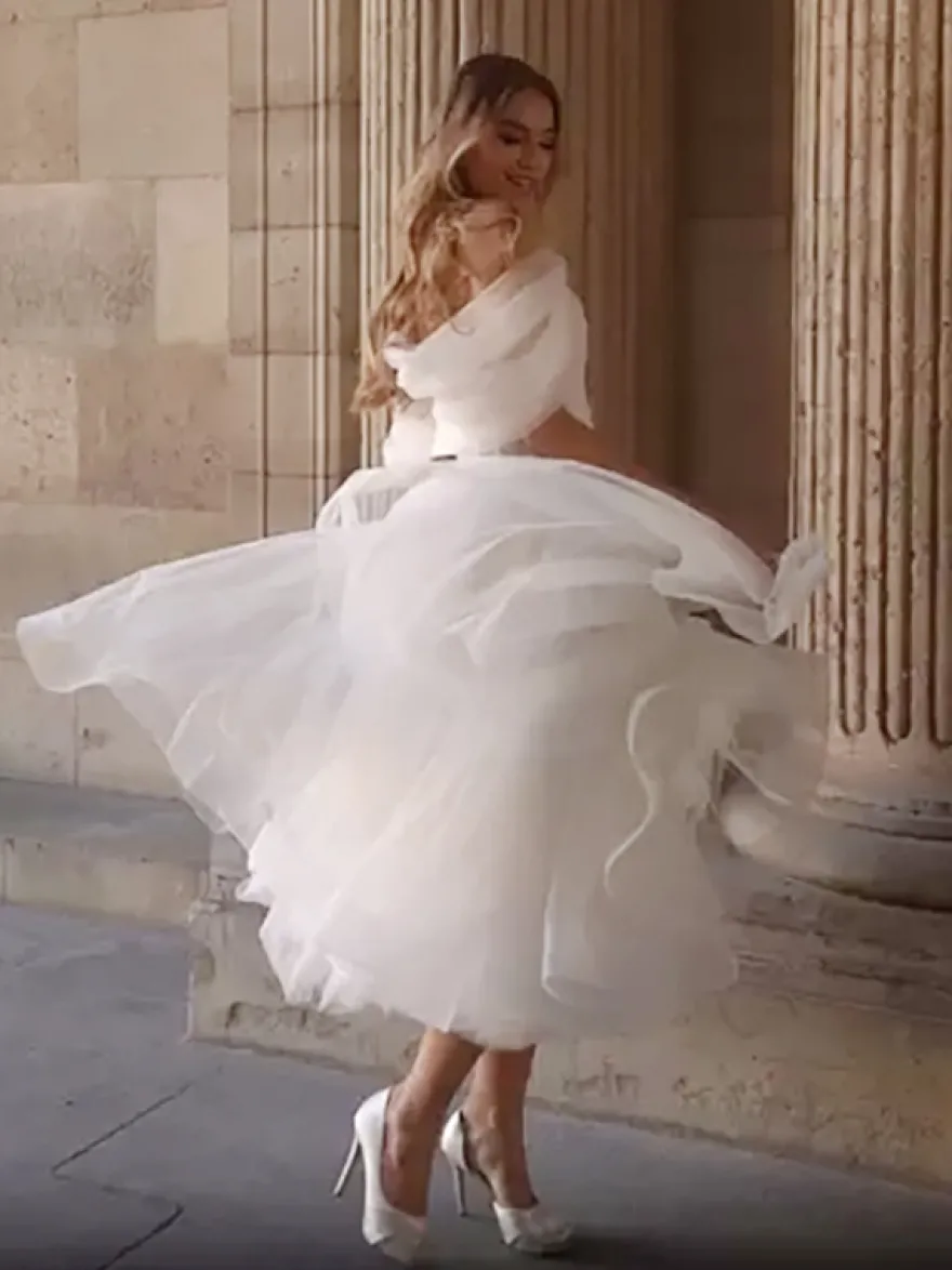 Robe de mariée courte Robe de mariée 2 Pièces boule Avec traîne Ivoire sans manches col V Robes de mariée
