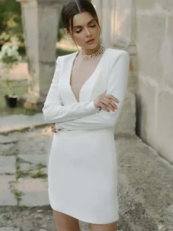 Robe de mariée courte robe de mariage civil col V dos en V zip sur dos manche longue longueur au dessus de genou