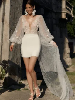 Robe de mariée courte robe mariage civil en dentelle décoré des fleurs col v manche longue noeud sur dos