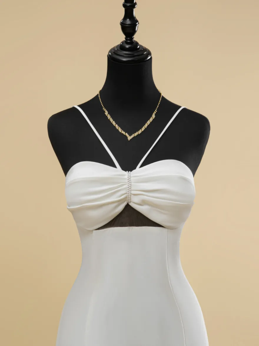 Robe de mariée à décolleté sans manches taille naturelle plissée avec traîne robe de mariée sirène
