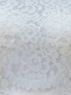 Robe de mariée deux pièces en mousseline de soie découpée avec col bijou et traîne robe de mariée deux pièces avec boutons fonctionnels et manches longues longueur 20 cm ivoire