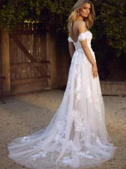 Robe de mariée en dentelle blanche hors de l'épaule à traîne Robe de mariage