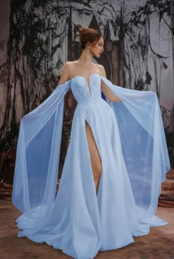Robe de mariée gothique noire en dentelle coupe trapèze manches longues taille naturelle à volants et traîne