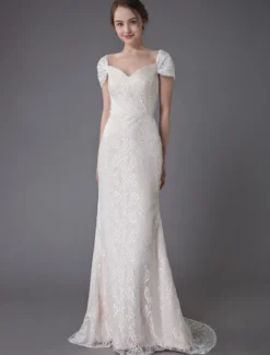 Robe de mariée ivoire en dentelle col en coeur manche courte zip sur dos Robe de mariage