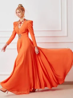 Robe de mariée pour mère de la mariée col en V manches longues robe de bal plissée avec traîne robes d'invitées de mariage