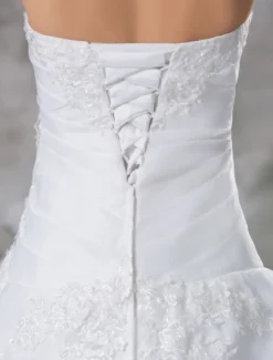 Robe de mariée princesse bustier à traîne robe de mariage