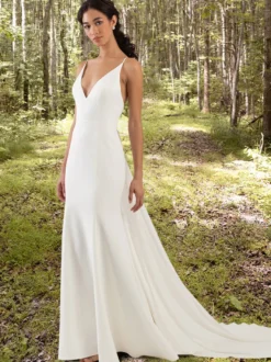 Robe de mariée simple blanche en satin à bretelles col v longueur au sol Robe de mariage