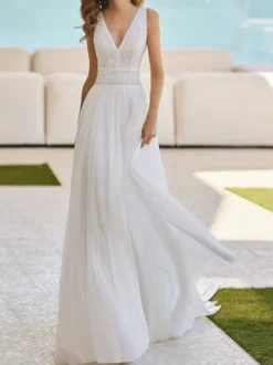 Robe de mariée simple en dentelle col V sans manches à traîne