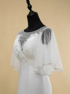Robe de mariée simple en dentelle avec décolleté illusion et manches courtes robe de bal en dentelle 40 cm