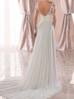 Robe de mariée simple en dentelle col V manche longue transparente à traîne