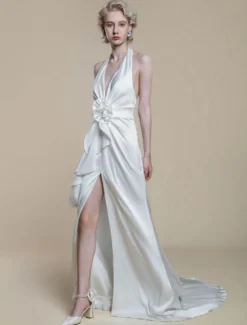 Robe de mariée simple en polyester avec décolleté sans manches et fleurs gaine 50 cm