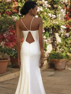 Robe de mariée simple en tissu satiné col carré sans manches robes de mariée sirène
