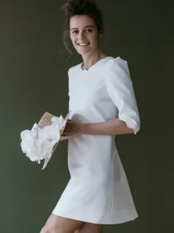 Robe de mariée simple robe de mariée courte col rond dos en V manche 3/4 robe mariage civil