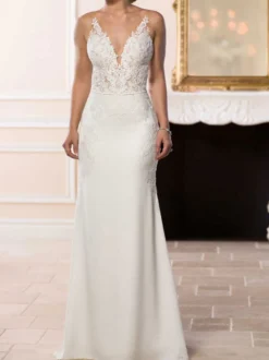 Robe de mariée simple robe de mariage col V boutonné sur dos à traîne courte