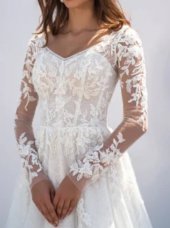 Robe de mariée simple robe mariage col V manche longue à traîne