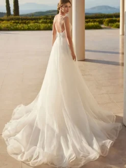 Robe de mariée simple sirène col en V sans manches à traîne amovible