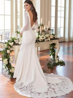Robe de mariée simple 2026 sirène col carré manches longues dentelle à traîne