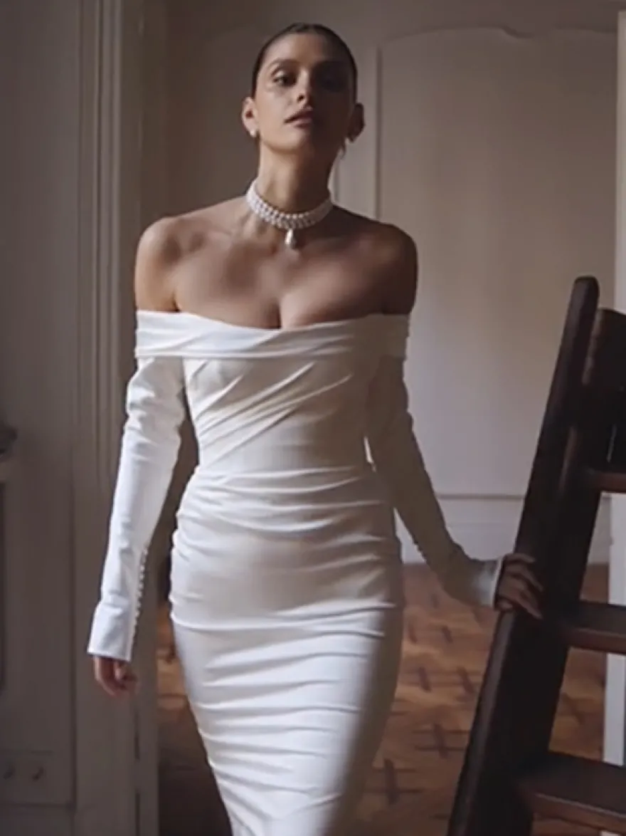 Robe de mariée sirène vintage bustier manche longue zip sur dos à petite traîne