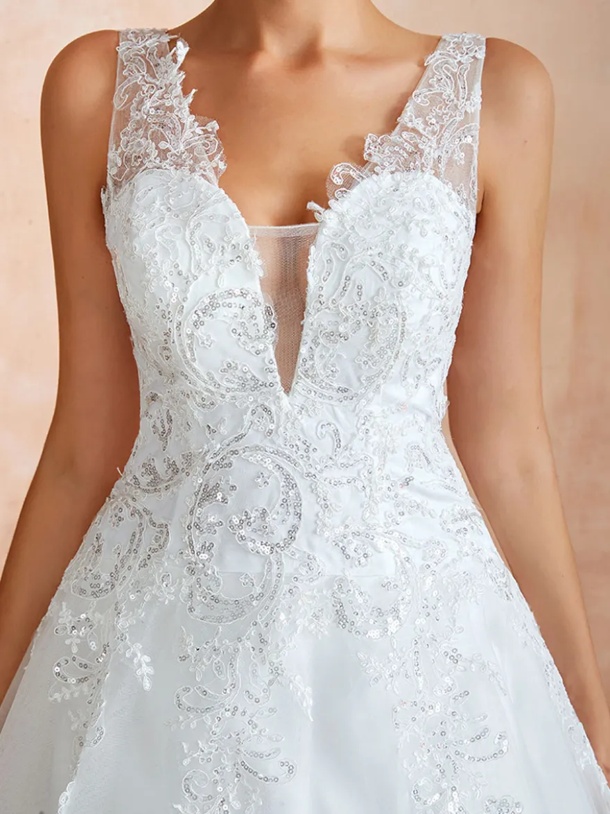 Robe de mariée trapèze blanche en tulle col V dos transparent à traîne robe de mariage