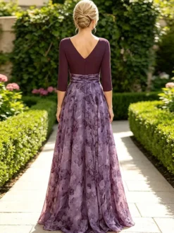 Robe de mère à col en V manches 3/4 coupe trapèze ornée de fleurs robe d'invitée pour mariage