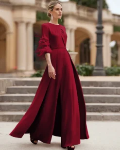 Robe de mère conçue avec décolleté et manches 3/4 combinaison perlée robes d'invitées de mariage