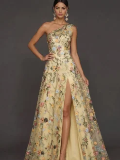 Robe de mère de la mariée décolleté travaillé sans manches coupe trapèze fente sur le devant robe d'invitée de mariage