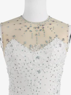 Robe de patinage blanche sans manches ornée de perles pour femmes et filles
