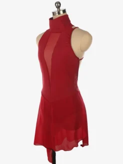 Robe de patinage bordeaux à col montant sans manches dos nu et bretelles croisées