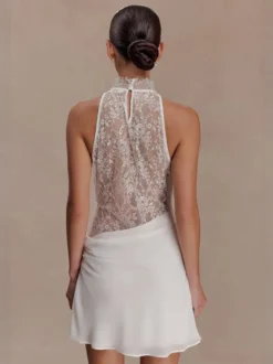 Robe de soirée blanche dos nu drapée en satin mini-robe en dentelle robe de cocktail pour mariage ou fête.