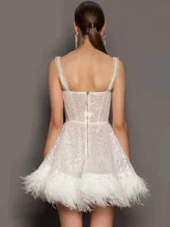 Robe de soirée blanche à sequins épaules dénudées sans manches et dos nu sexy