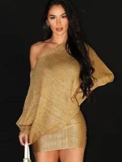 Robe de soirée dorée à encolure crantée manches longues asymétrique et sexy