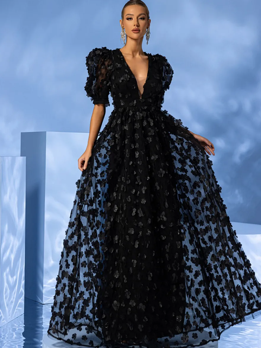 Robe de soirée en organza à col en V et longueur au sol avec appliques