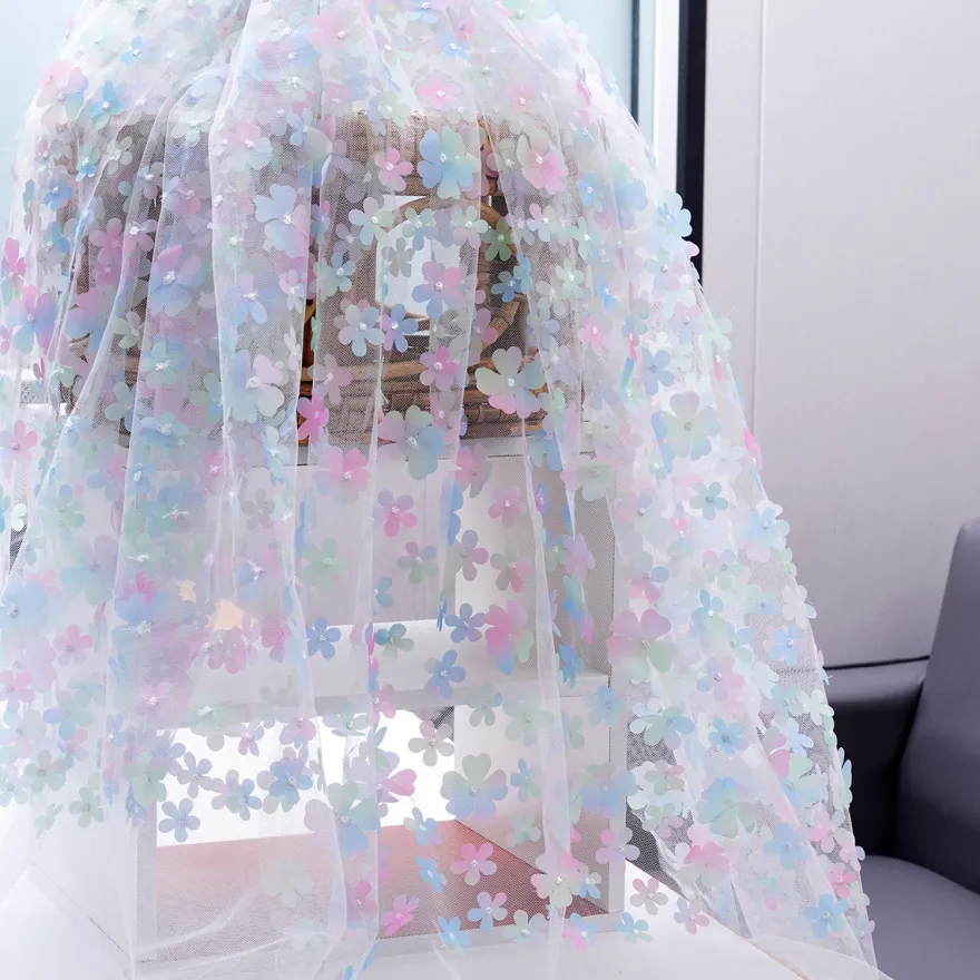 Robe de soirée en organza à col en V et longueur au sol avec appliques