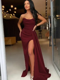 Robe de soirée fourreau en Satin tissé élastique col bateau avec traîne fendue sur le devant robes de soirée formelles
