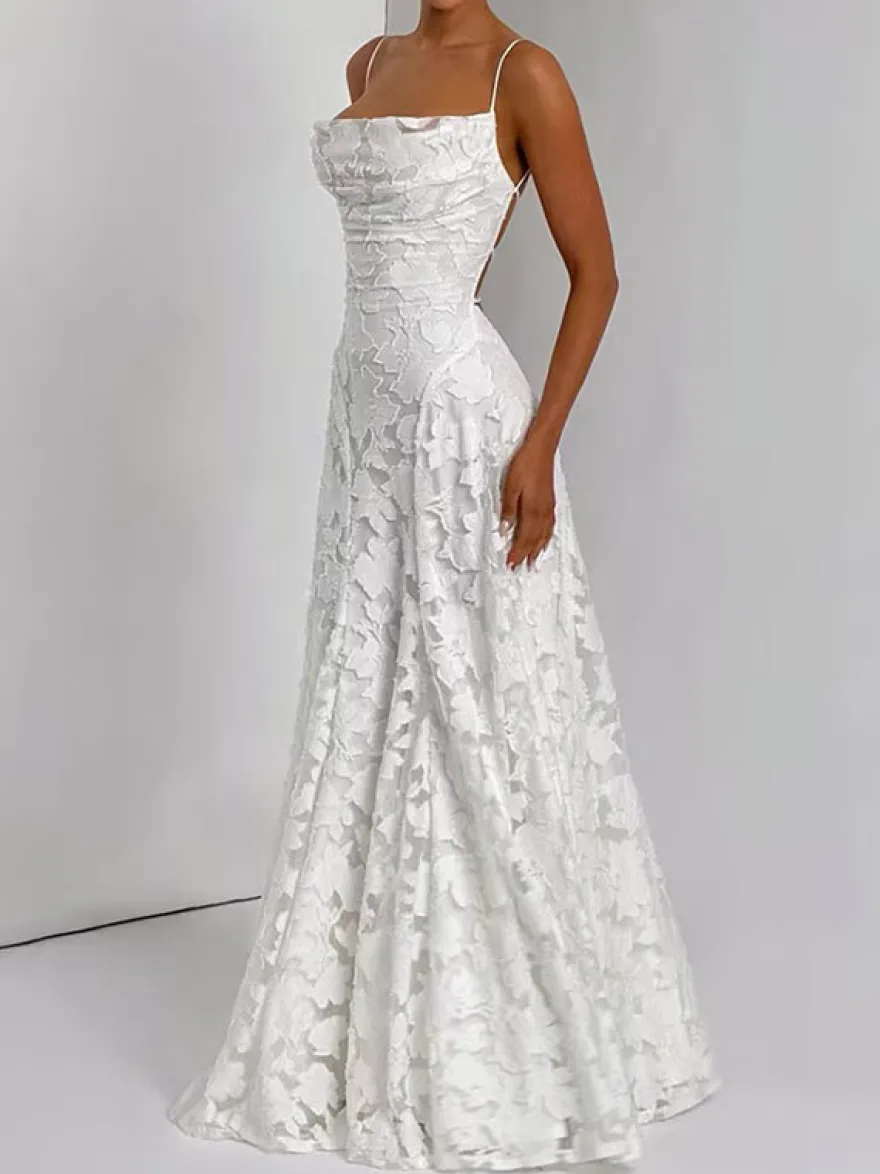 Robe de soirée maxi en jacquard avec dos nu pour les événements de l'été 2026