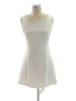 Robe de soirée mini blanche à col bijou et perles sans manches dos nu sexy et semi-formelle
